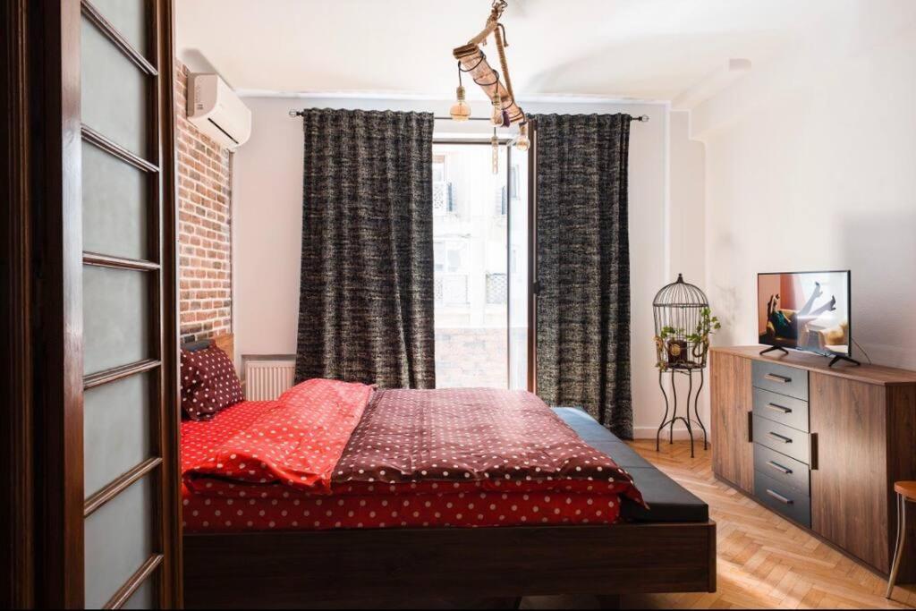 Classy Apartment Unirii Square Бухарест Экстерьер фото